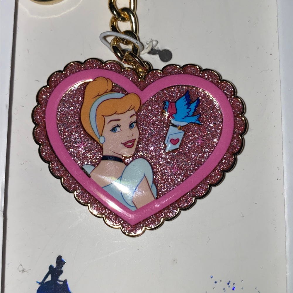 Disney Cinderella Pink Heart Keychain Bag Charm - Picture 4 of 4